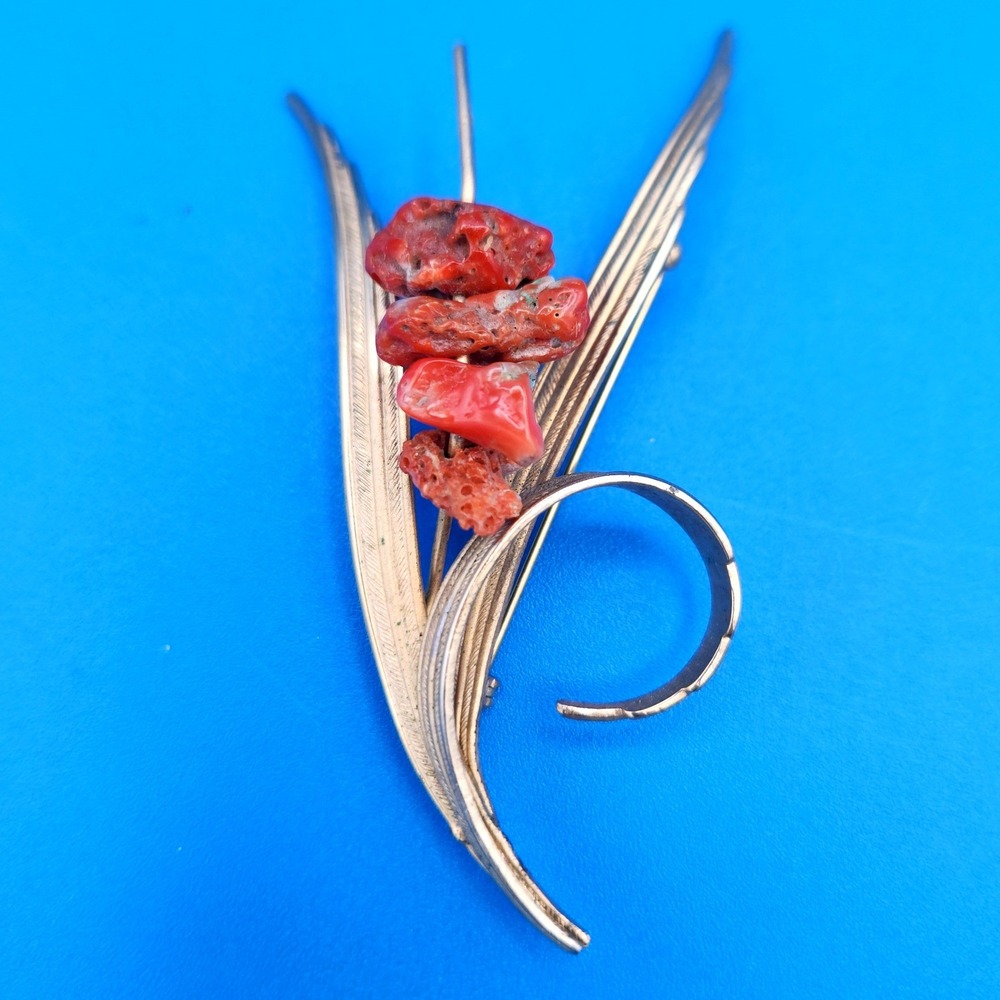 Vintage Gold Tone Leaf Brooch with Natural Red Branch Coral Nuggets Pin